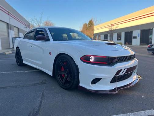 2017 Dodge Charger SRT Hellcat