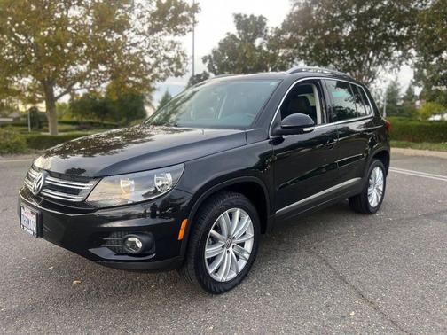 2014 Volkswagen Tiguan 4MOTION Auto SEL