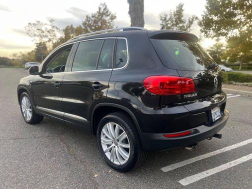 2014 Volkswagen Tiguan 4MOTION Auto SEL