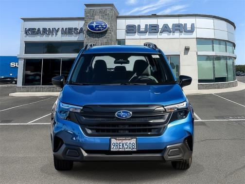 2025 Subaru Forester Base