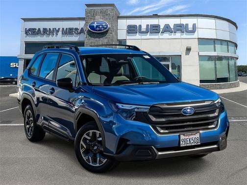 2025 Subaru Forester Base