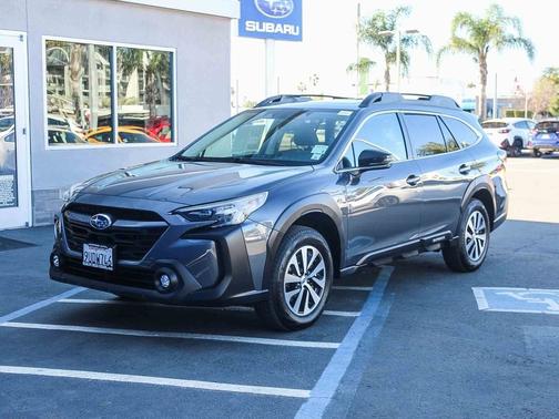 2025 Subaru Outback Premium