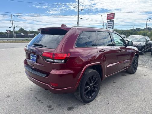 Velvet Red Pearlcoat 2018 Jeep Grand Cherokee Altitude