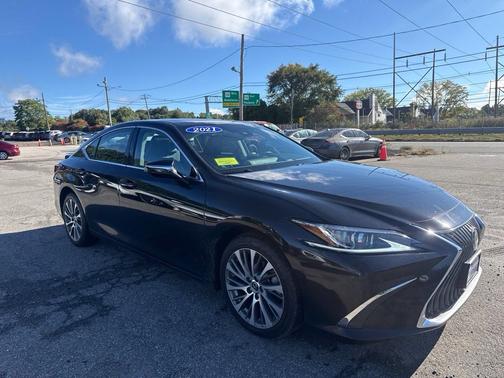 Obsidian 2021 Lexus ES 250 Base