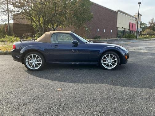 2010 Mazda MX-5 Miata Grand Touring