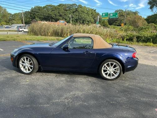 2010 Mazda MX-5 Miata Grand Touring