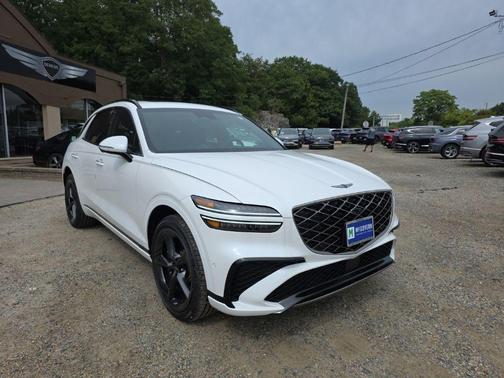 Uyuni White 2026 Genesis GV70 3.5T Sport Prestige