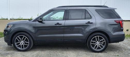 2019 Ford Explorer sport