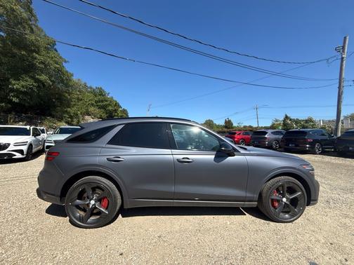 Ceres Blue Matte 2027 Genesis GV70
