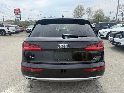 Brilliant Black 2020 Audi Q5 45 Premium