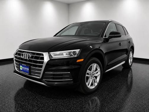 Brilliant Black 2020 Audi Q5 45 Premium