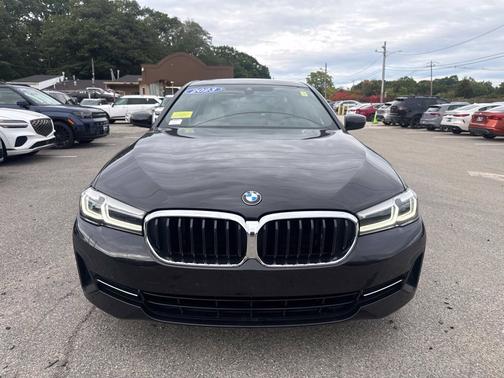 Black Sapphire Metallic 2023 BMW 540 i xDrive