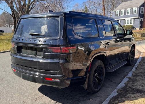 Diamond Black 2024 Jeep Wagoneer Series II