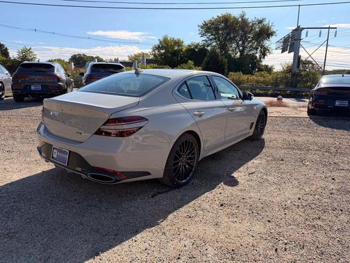 Graphite 2026 Genesis G70 3.3T Prestige Graphite