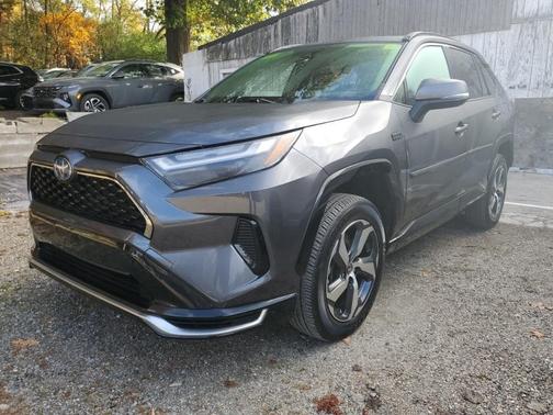 2023 Toyota RAV4 Prime SE