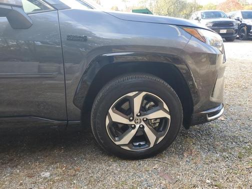 2023 Toyota RAV4 Prime SE