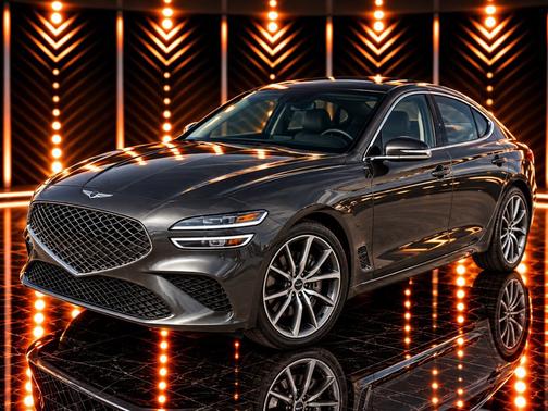 Makalu Gray 2023 Genesis G70 2.0T