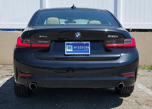 2021 BMW 330 i xDrive