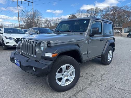 Sting Gray Clearcoat 2018 Jeep Wrangler Sport