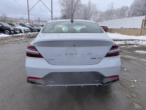 2023 Genesis G70 3.3T