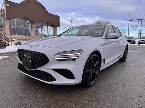 2023 Genesis G70 3.3T