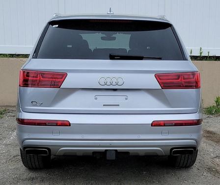 2019 Audi Q7 55 Premium Plus