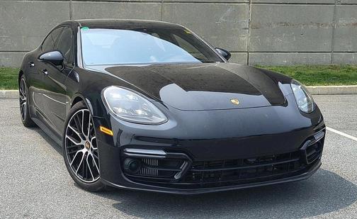 2021 Porsche Panamera GTS