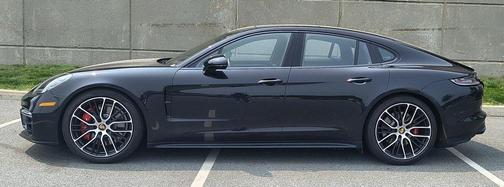 2021 Porsche Panamera GTS