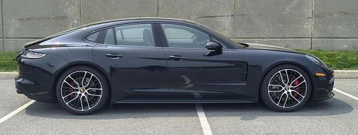 2021 Porsche Panamera GTS