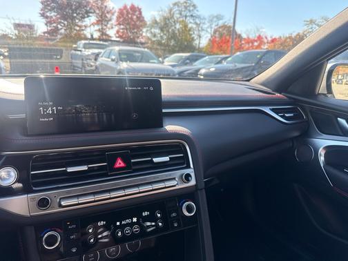 Vatna Gray 2025 Genesis G70 2.5T