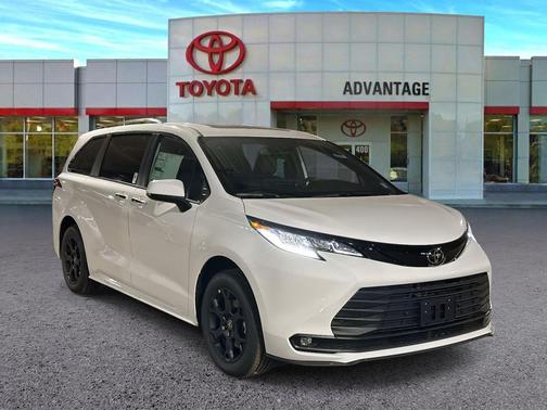 2026 Toyota Sienna Woodland Edition