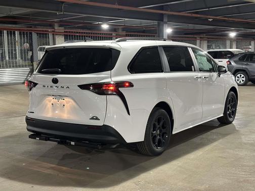 2026 Toyota Sienna Woodland Edition