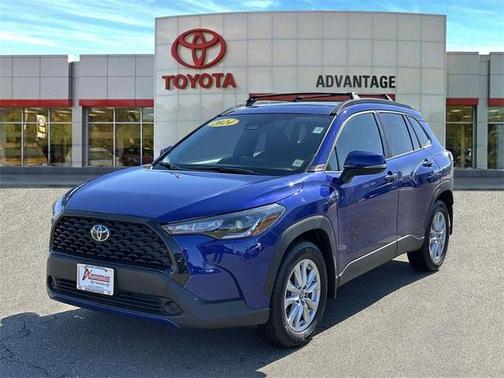 2024 Toyota Corolla Cross LE