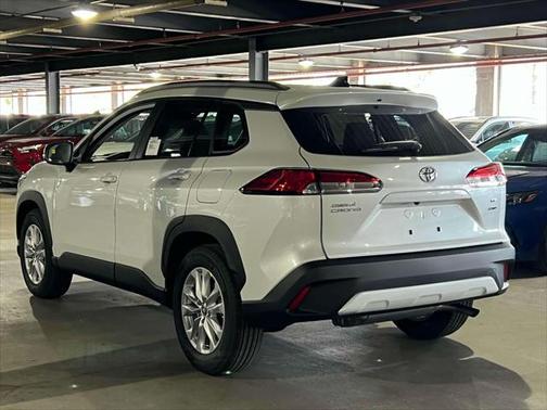 2025 Toyota Corolla Cross LE