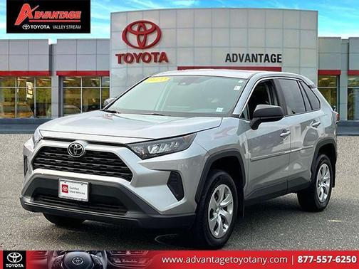2022 Toyota RAV4 LE