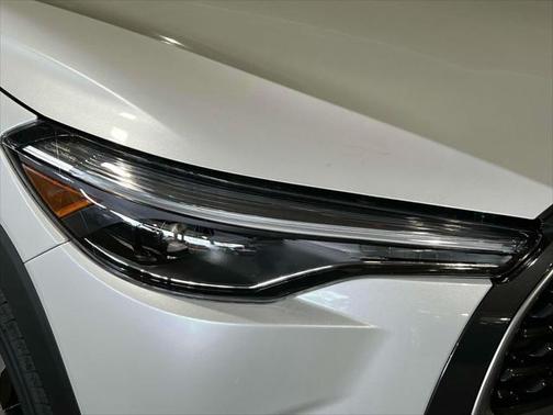2025 Toyota Corolla Cross XLE