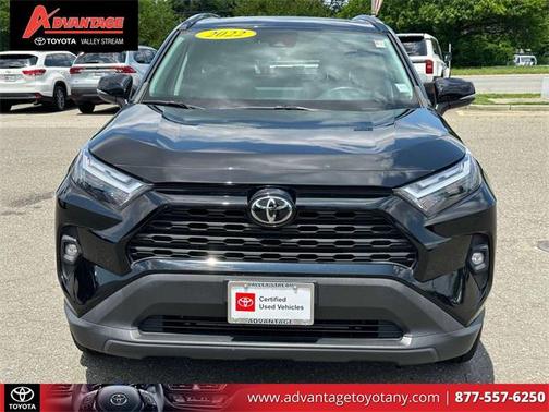 2022 Toyota RAV4 XLE Premium