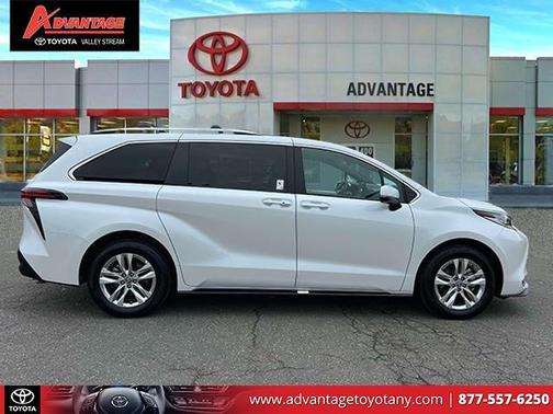 2025 Toyota Sienna Limited 7-Passenger