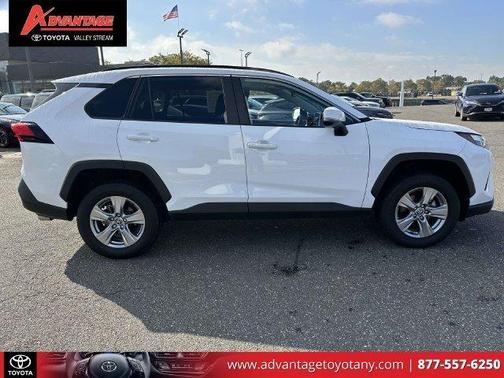 Ice 2025 Toyota RAV4 XLE