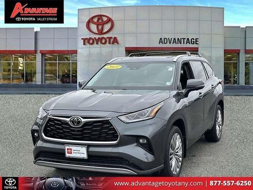 2023 Toyota Highlander Platinum