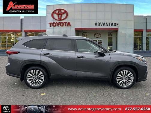 2023 Toyota Highlander Platinum