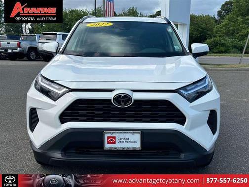 2022 Toyota RAV4 XLE