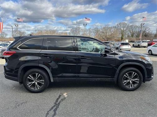 2019 Toyota Highlander LE Plus