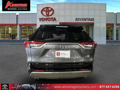 2024 Toyota RAV4 Hybrid SE