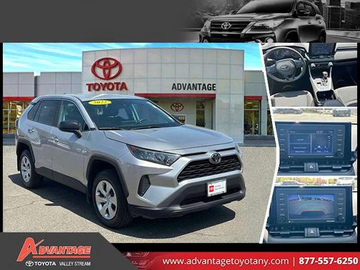 2022 Toyota RAV4 LE