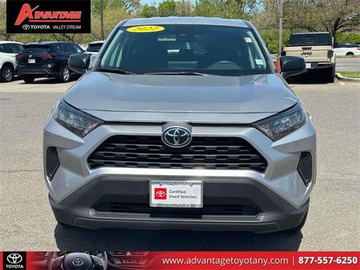 2022 Toyota RAV4 LE