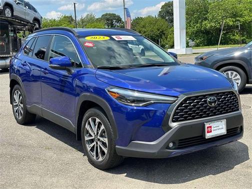 2023 Toyota Corolla Cross XLE