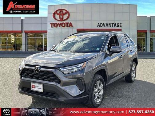 2022 Toyota RAV4 XLE