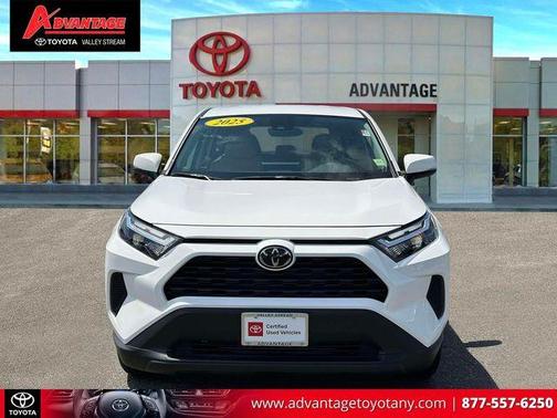 Ice 2025 Toyota RAV4 LE