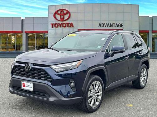 2022 Toyota RAV4 XLE Premium